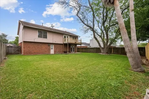 430 W Redway Lane W Houston TX 77598