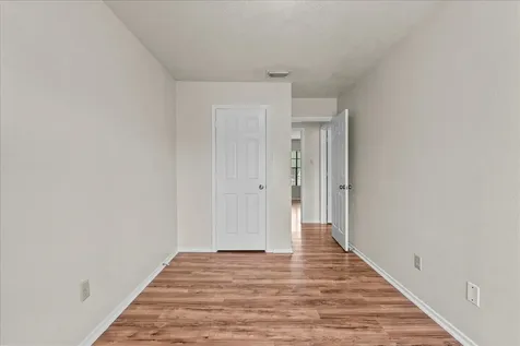 430 W Redway Lane W Houston TX 77598