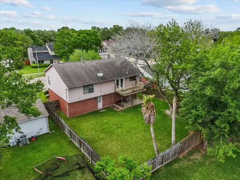 430 W Redway Lane W Houston TX 77598
