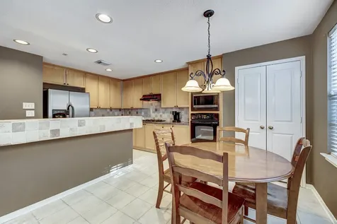 22 S Greywing Place The Woodlands TX 77382