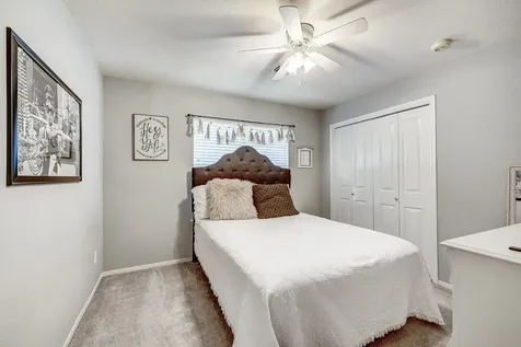 22 S Greywing Place The Woodlands TX 77382