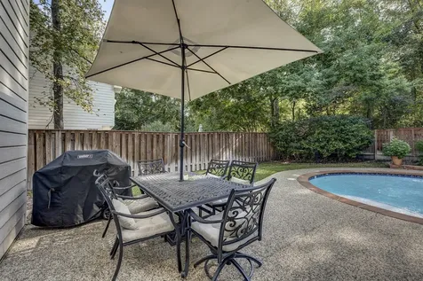 22 S Greywing Place The Woodlands TX 77382