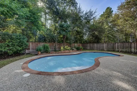 22 S Greywing Place The Woodlands TX 77382