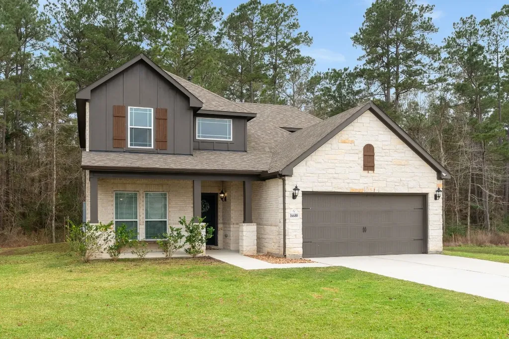 16680 Rockwall Street Conroe TX 77303