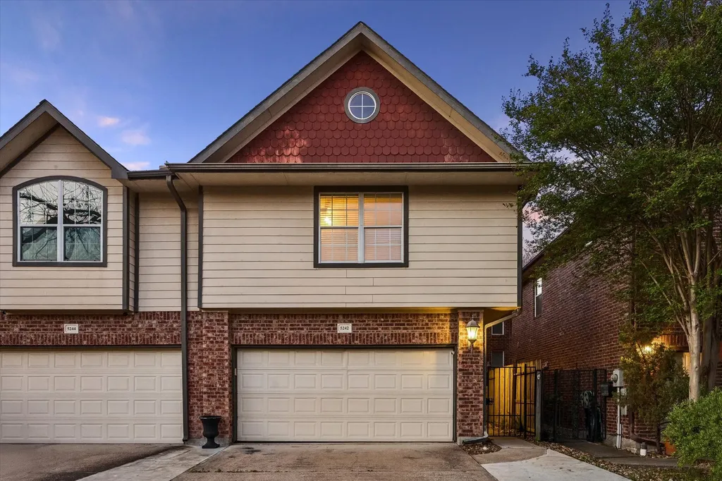 5242 Eigel Street Houston TX 77007