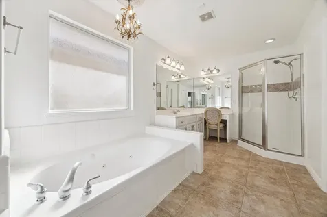 5242 Eigel Street Houston TX 77007