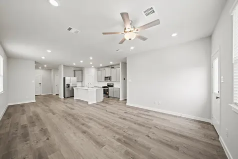 1121 Avenue M Bay City TX 77414