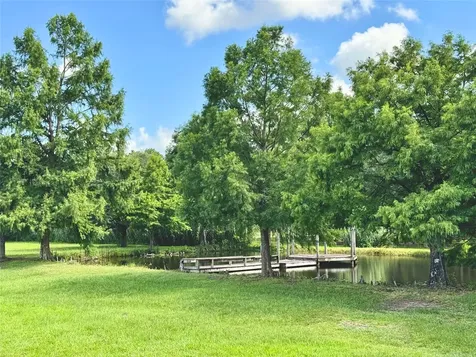 2052 County Road 540 Alvin TX 77511
