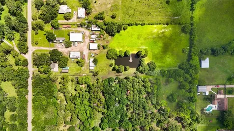 2052 County Road 540 Alvin TX 77511