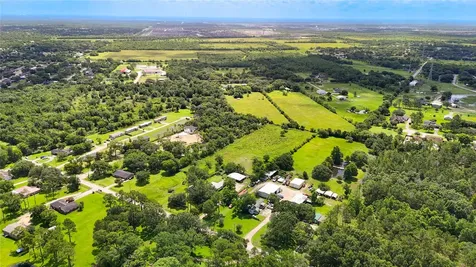 2052 County Road 540 Alvin TX 77511