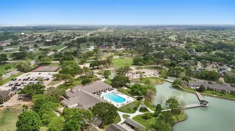 3638 Teakwood Drive Pearland TX 77584
