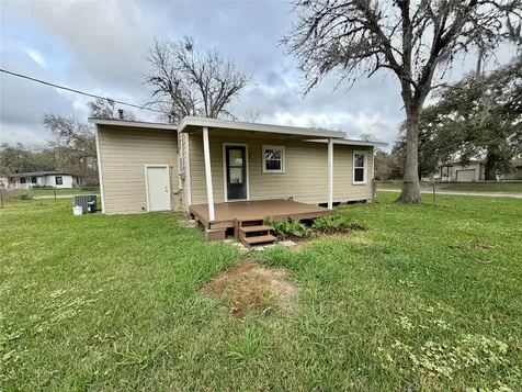 234 Jasmine Street Lake Jackson TX 77566