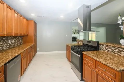 7522 Jackwood Street Houston TX 77074