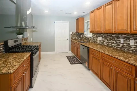 7522 Jackwood Street Houston TX 77074
