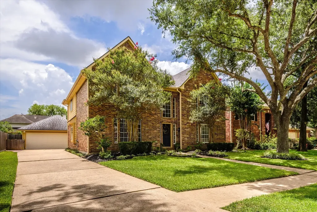 2625 Seashore Drive Seabrook TX 77586