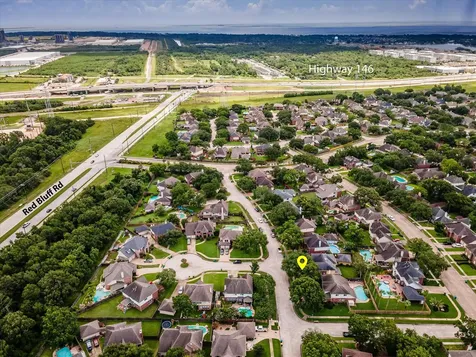 2625 Seashore Drive Seabrook TX 77586