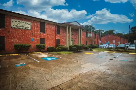 4422 Weaver Road 707 Houston TX 77016