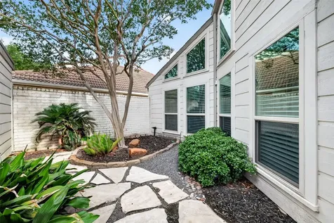14222 Woodnook Drive Houston TX 77077