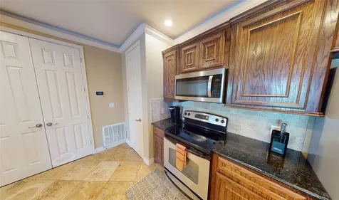7039 Kingston Cove 307 Willis TX 77318