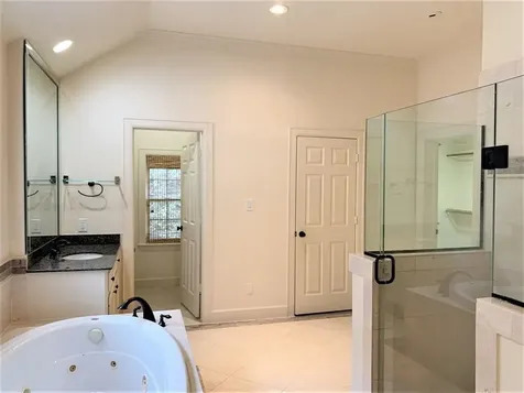 5033 La Branch Street Houston TX 77004