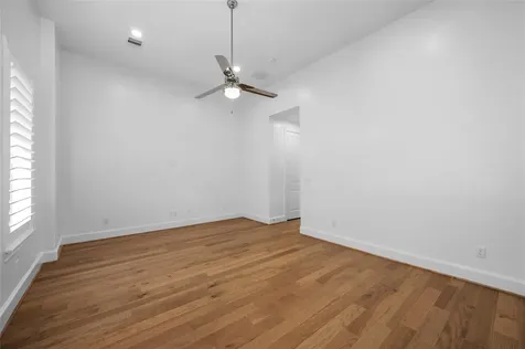 4045 Leeland Street Houston TX 77023