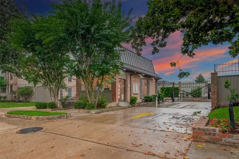 2400 N Braeswood Boulevard 129 Houston TX 77030