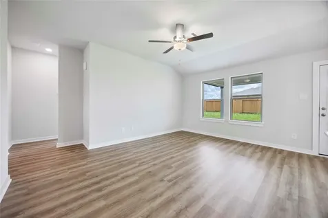 805 Clear Valley Lane Dayton TX 77535