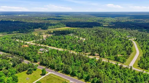323 Iron Horse Road Willis TX 77358