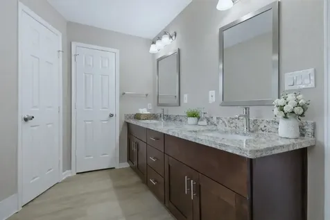 210 Big Hollow Lane Houston TX 77042