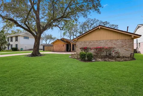 210 Big Hollow Lane Houston TX 77042