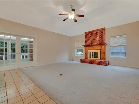 8 Columbia Court Lufkin TX 75901