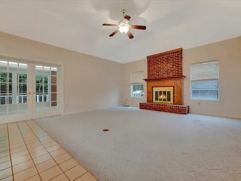 8 Columbia Court Lufkin TX 75901