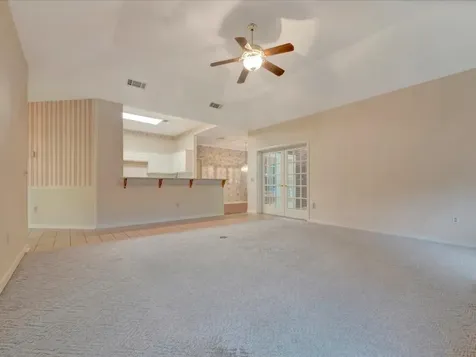 8 Columbia Court Lufkin TX 75901