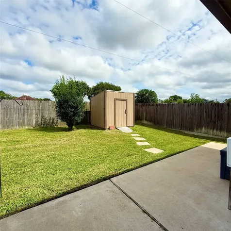 141 Majestic Oak Circle Lake Jackson TX 77566