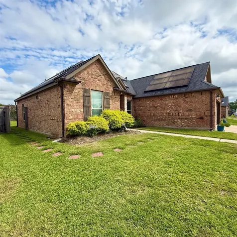 141 Majestic Oak Circle Lake Jackson TX 77566