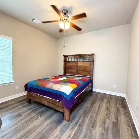 141 Majestic Oak Circle Lake Jackson TX 77566