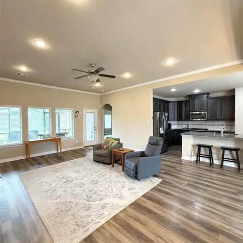141 Majestic Oak Circle Lake Jackson TX 77566