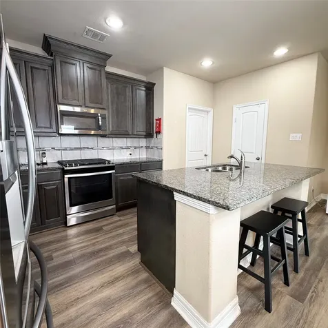 141 Majestic Oak Circle Lake Jackson TX 77566