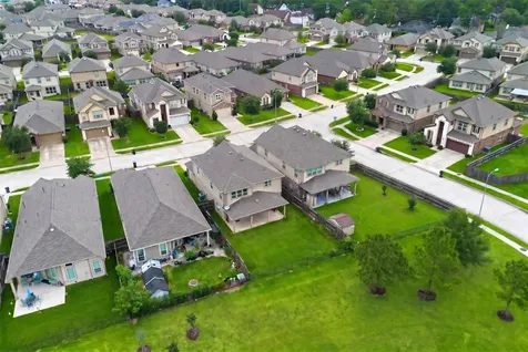 4027 Lake Cypress Circle Houston TX 77068