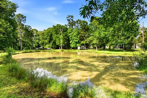 27160 Highway 146 N Cleveland TX 77327