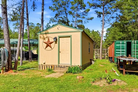 27160 Highway 146 N Cleveland TX 77327