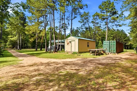 27160 Highway 146 N Cleveland TX 77327
