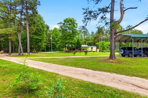 27160 Highway 146 N Cleveland TX 77327