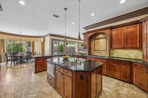 3715 Elmora Street Southside Place TX 77005