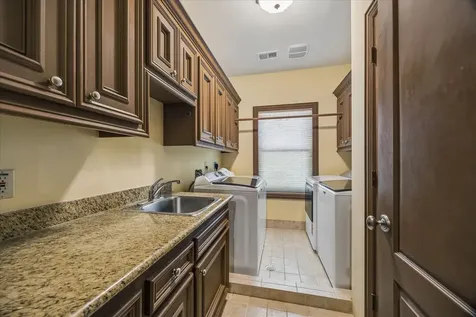 3715 Elmora Street Southside Place TX 77005