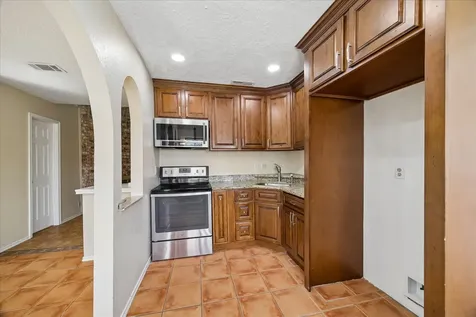 1534 Carbonear Drive Channelview TX 77530