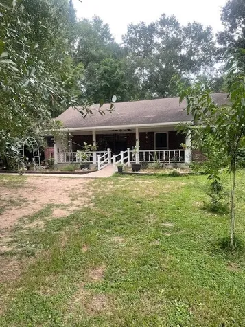 877 Fm 2665 Goodrich TX 77335