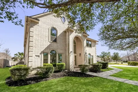 686 Edgewood Drive Montgomery TX 77356