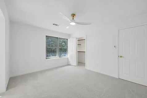 686 Edgewood Drive Montgomery TX 77356