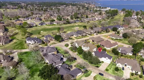 686 Edgewood Drive Montgomery TX 77356